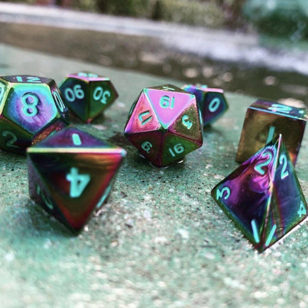 queens-treasure-7-piece-metal-dice-set